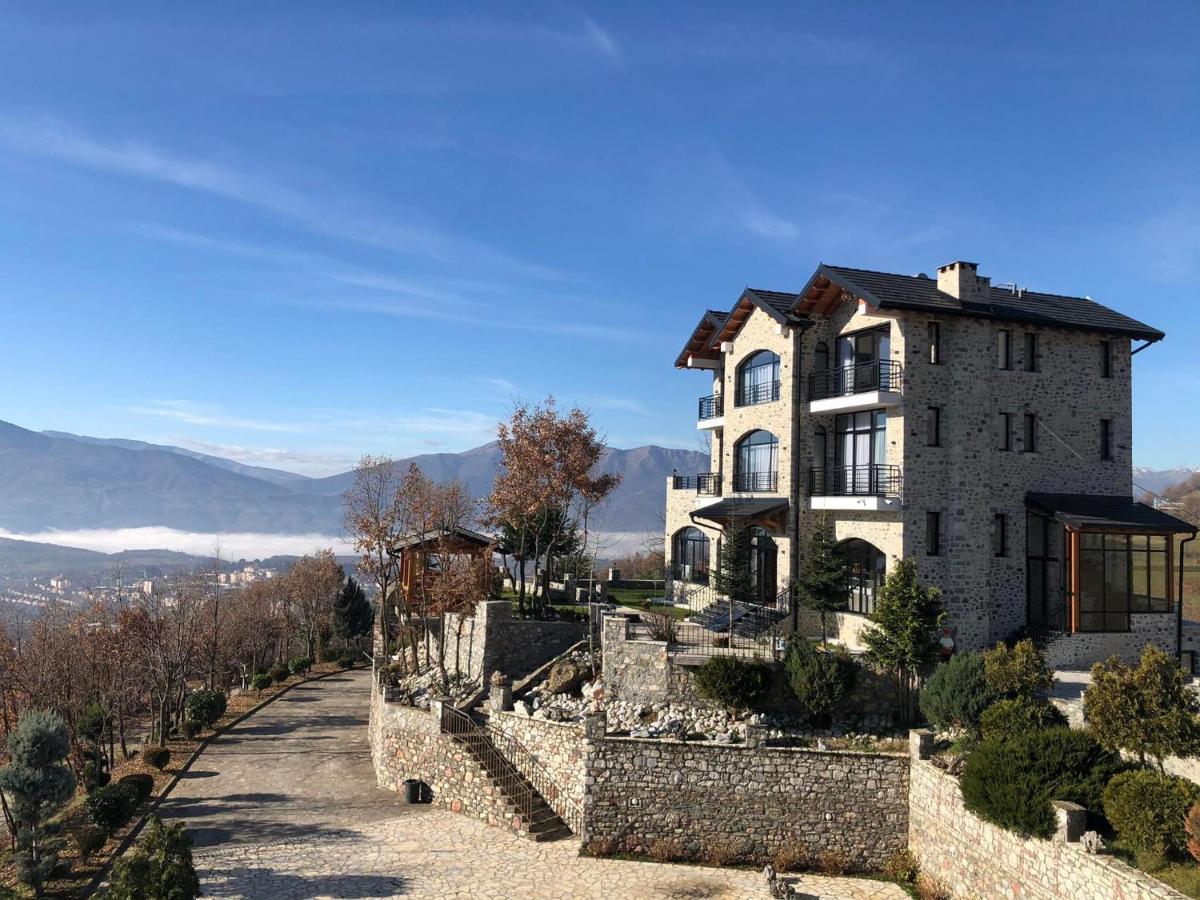 Bujtina Vrenezi Hotel Peshkopi Екстериор снимка