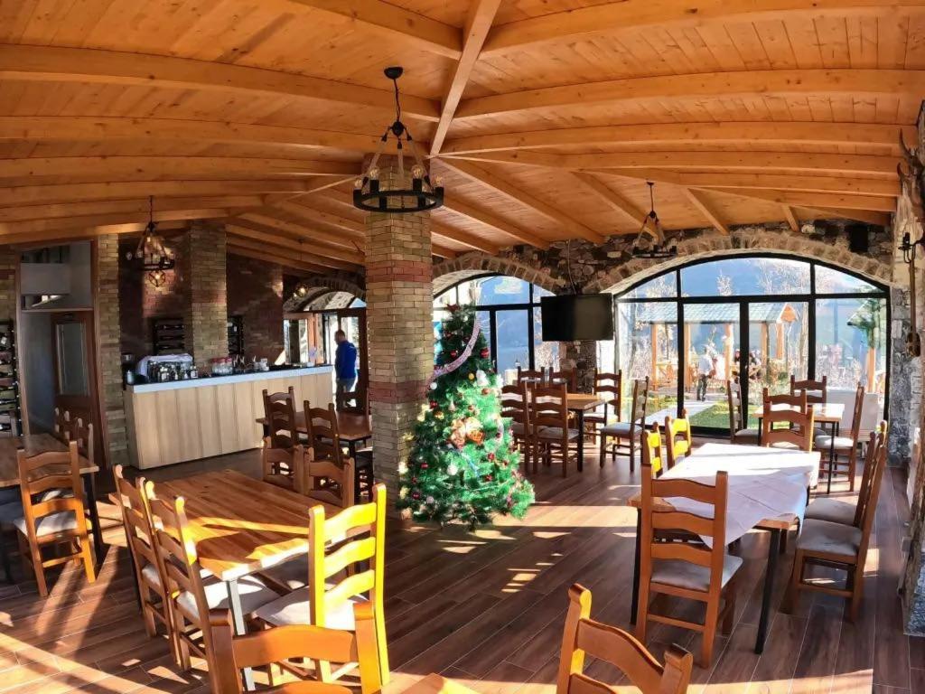 Bujtina Vrenezi Hotel Peshkopi Екстериор снимка