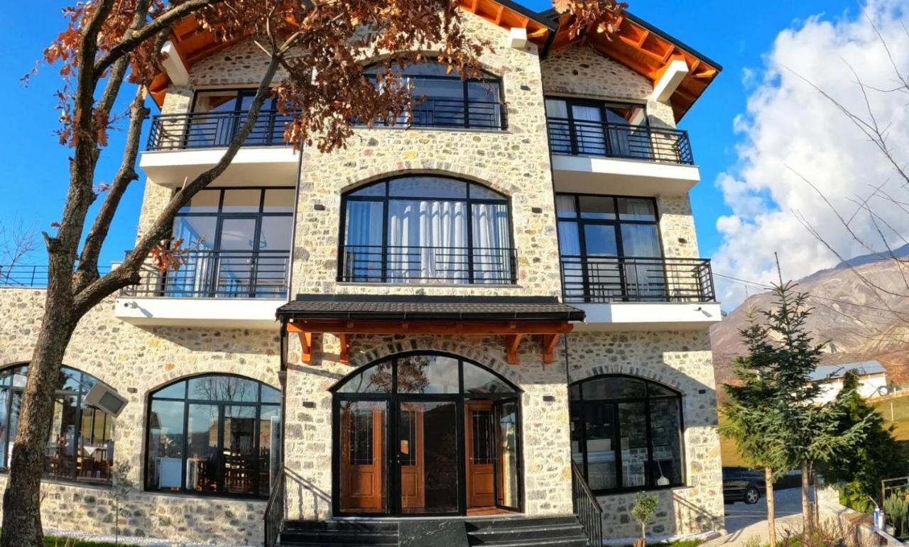 Bujtina Vrenezi Hotel Peshkopi Екстериор снимка