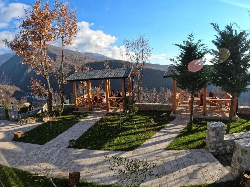 Bujtina Vrenezi Hotel Peshkopi Екстериор снимка
