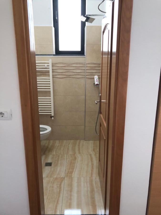 Bujtina Vrenezi Hotel Peshkopi Екстериор снимка