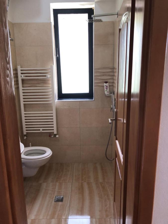 Bujtina Vrenezi Hotel Peshkopi Екстериор снимка