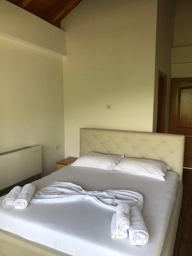 Bujtina Vrenezi Hotel Peshkopi Екстериор снимка